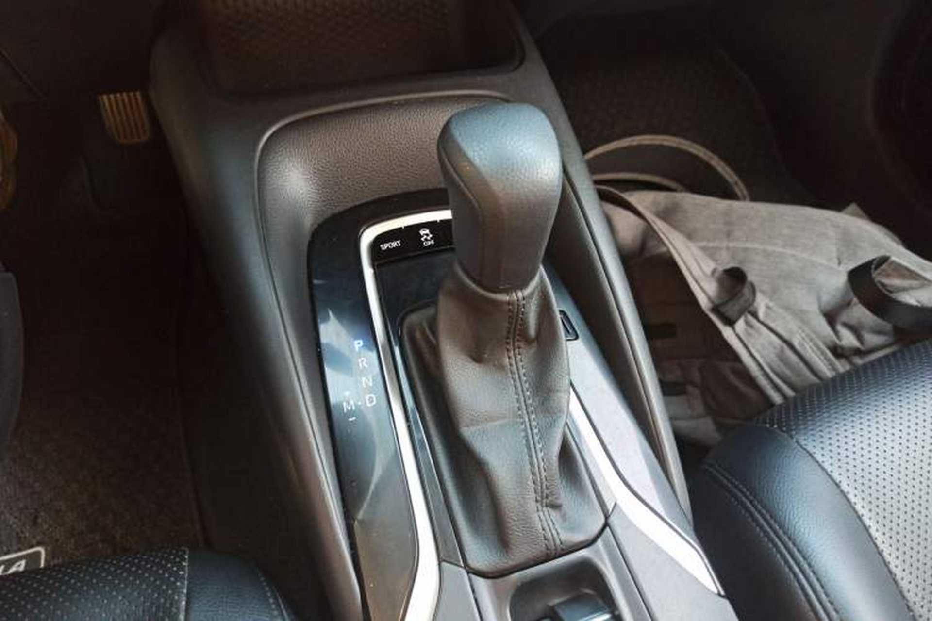 Used Toyota Corolla 2021 1.2T S-CVT Elite Edition Gear Lever