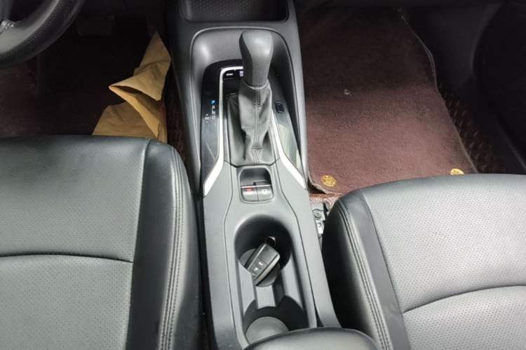 Used Toyota Corolla 2021 TNGA 1.5L CVT Elite Edition Gear Lever