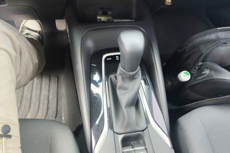 Used Toyota Corolla 2021 1.2T S-CVT Elite Edition Gear Lever