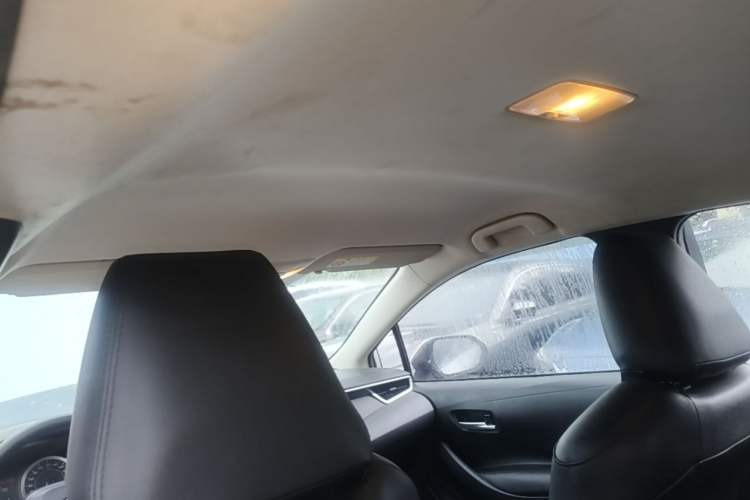 Used Toyota Corolla 2021 TNGA 1.5L CVT Pioneer Edition Headliner