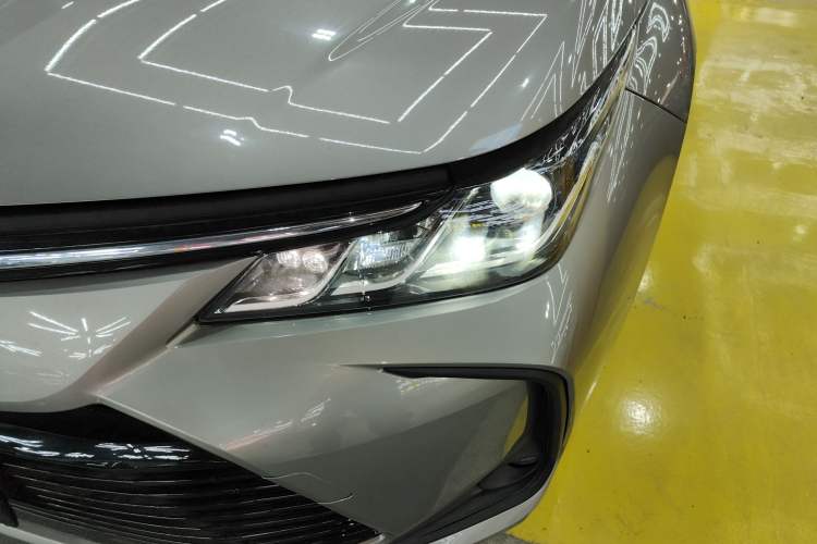 Used Toyota Corolla 2021 Dual-Motor 1.8L E-CVT Elite Edition Left Front Headlight