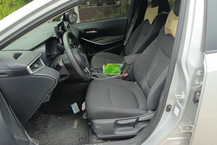 Used Toyota Corolla 2021 Dual-Motor 1.8L E-CVT Elite Edition Left Front Seat