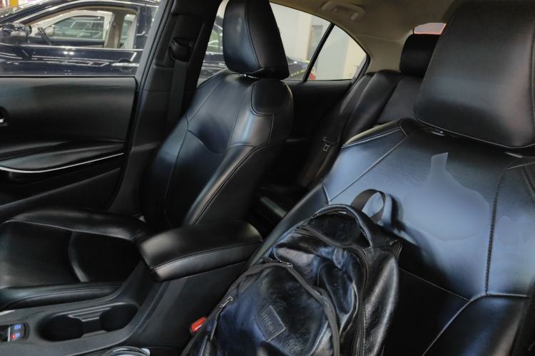 Used Toyota Corolla 2021 Dual-Motor 1.8L E-CVT Elite Edition Left Front Seat