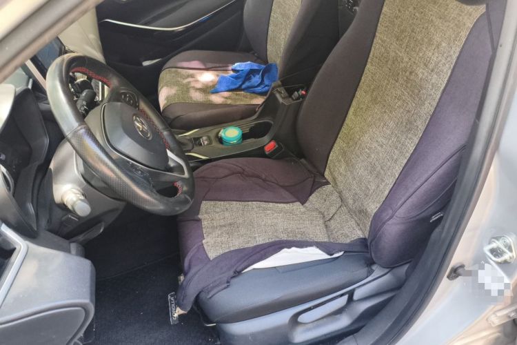 Used Toyota Corolla 2021 Dual-Motor 1.8L E-CVT Elite Edition Left Front Seat