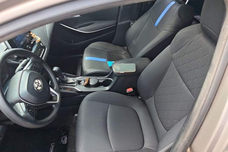 Used Toyota Corolla 2021 Dual-Motor 1.8L E-CVT Elite Edition Left Front Seat