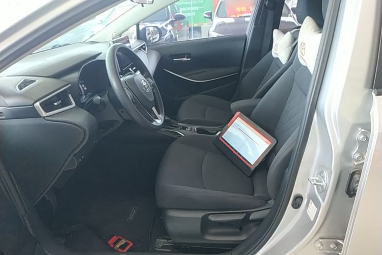 Used Toyota Corolla 2021 Dual-Motor 1.8L E-CVT Elite Edition Left Front Seat