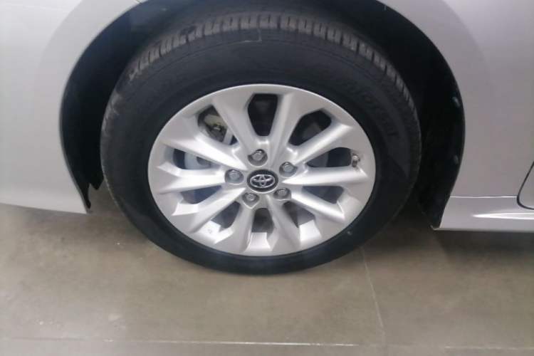 Used Toyota Corolla 2021 Dual-Motor 1.8L E-CVT Elite Edition Left Front Wheel Hub