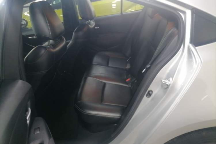 Used Toyota Corolla 2021 Dual-Motor 1.8L E-CVT Elite Edition Left Rear Seat