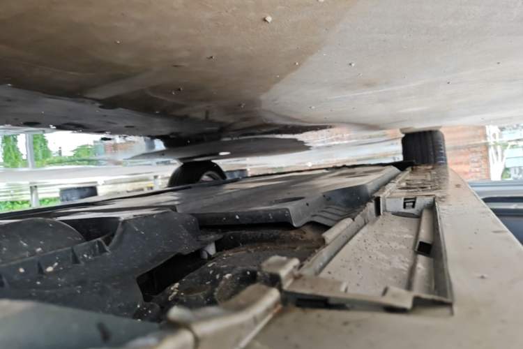 Used Toyota Corolla 2021 Dual-Motor 1.8L E-CVT Elite Edition Left Side Sill