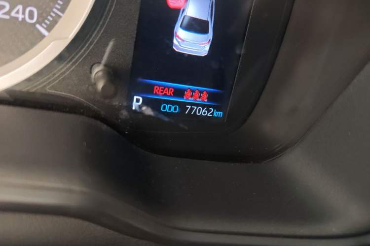 Used Toyota Corolla 2021 Dual-Motor 1.8L E-CVT Elite Edition Odometer Close Up