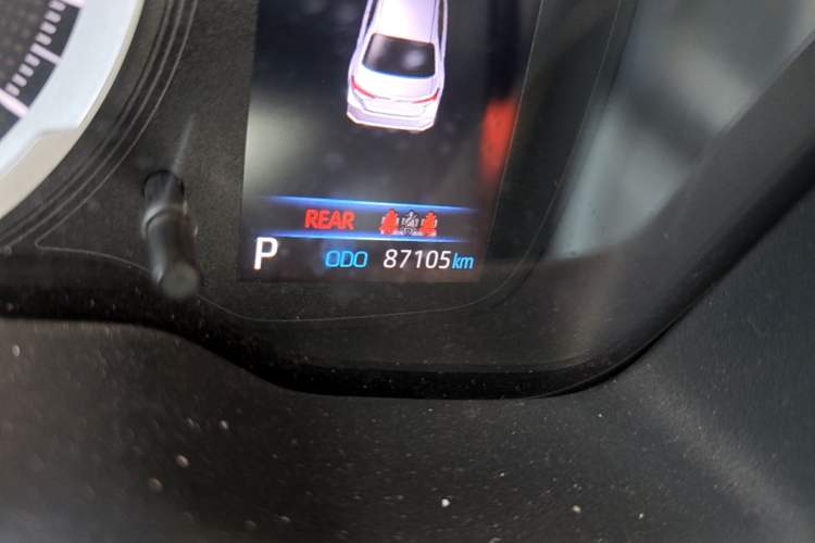 Used Toyota Corolla 2021 Dual-Motor 1.8L E-CVT Elite Edition Odometer Close Up