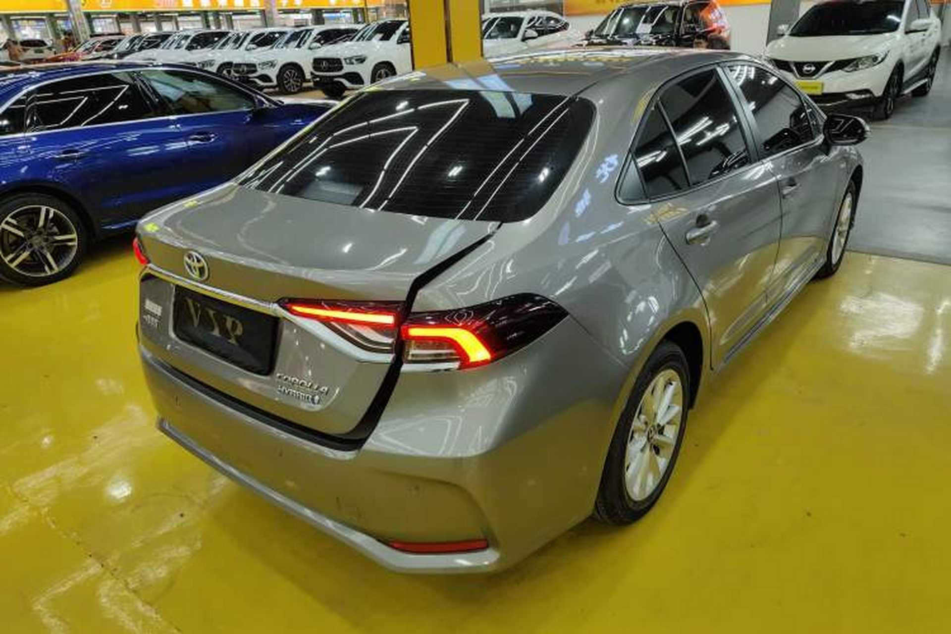 Used Toyota Corolla 2021 Dual-Motor 1.8L E-CVT Elite Edition Rear Right 45 Deg