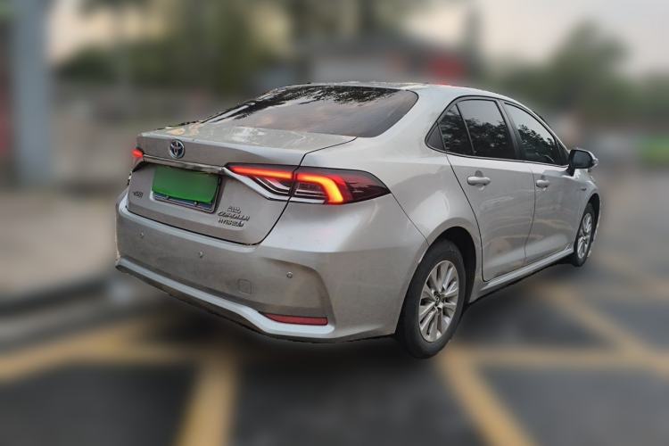 Used Toyota Corolla 2021 Dual-Engine 1.8L E-CVT Pioneer Edition Rear Right 45 Deg