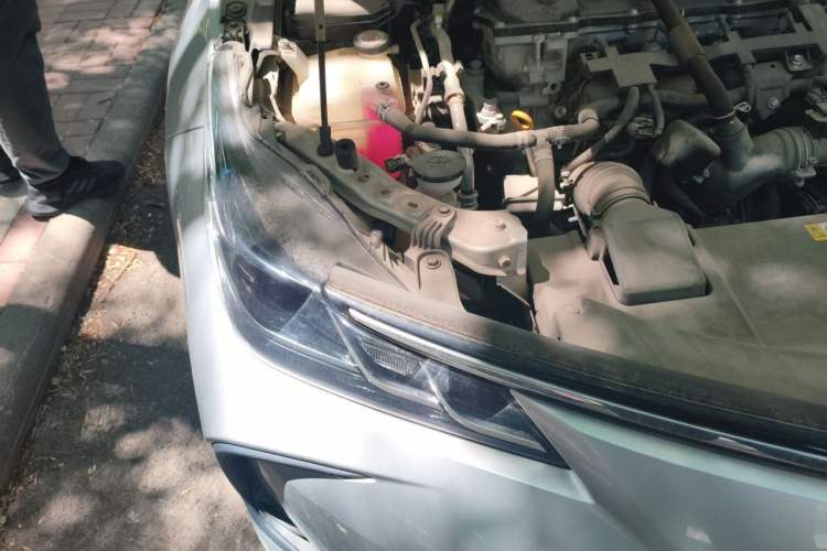 Used Toyota Corolla 2021 Dual-Motor 1.8L E-CVT Elite Edition Right Front Headlight