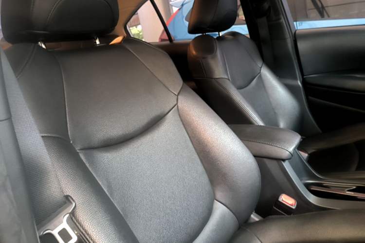 Used Toyota Corolla 2021 TNGA 1.5L CVT Elite Edition Right Front Seat