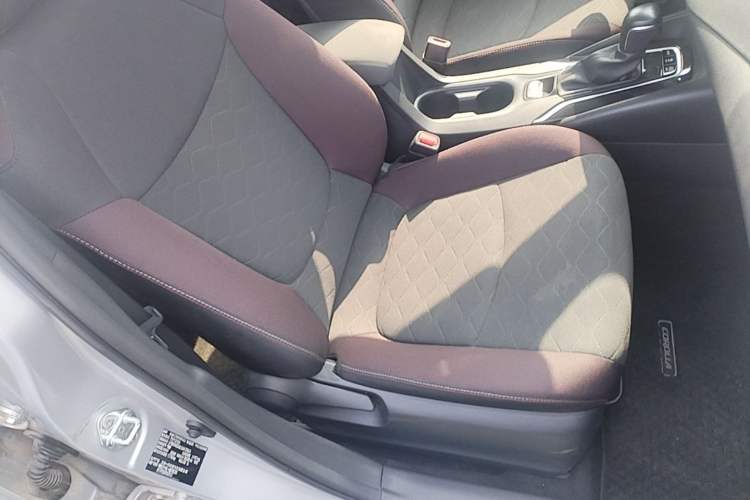 Used Toyota Corolla 2021 1.2T S-CVT Sport Edition Right Front Seat