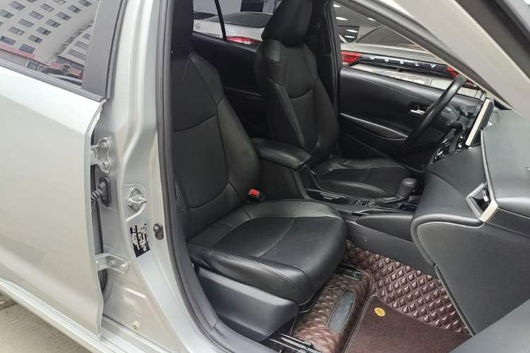 Used Toyota Corolla 2021 TNGA 1.5L CVT Elite Edition Right Front Seat