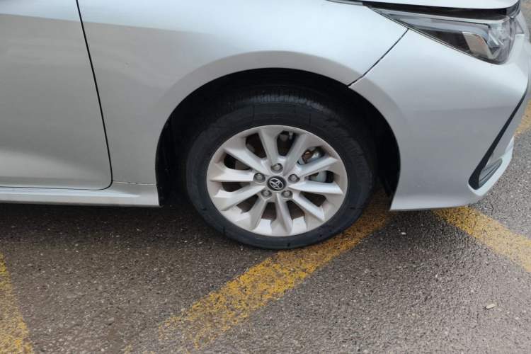 Used Toyota Corolla 2021 1.2T S-CVT Elite PLUS Edition Right Front Wheel Hub