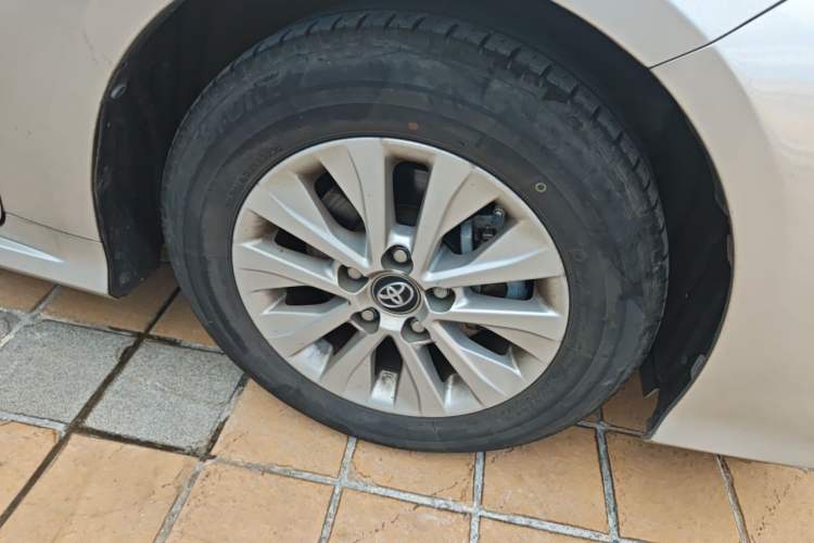 Used Toyota Corolla 2021 TNGA 1.5L CVT Elite Edition Right Front Wheel Hub