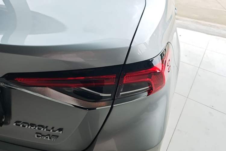 Used Toyota Corolla 2021 1.2T S-CVT Pioneer PLUS Edition Right Rear Taillight