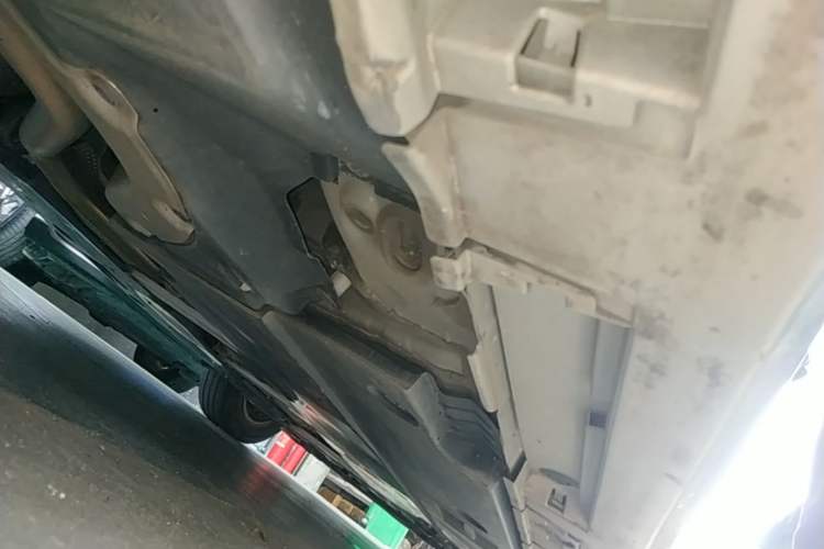 Used Toyota Corolla 2021 Dual-Engine 1.8L E-CVT Pioneer Edition Right Side Sill