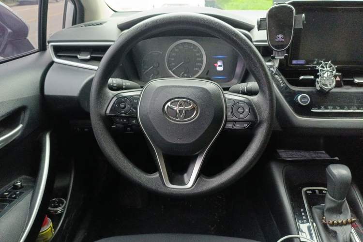 Used Toyota Corolla 2021 Dual-Motor 1.8L E-CVT Elite Edition Steering Wheel
