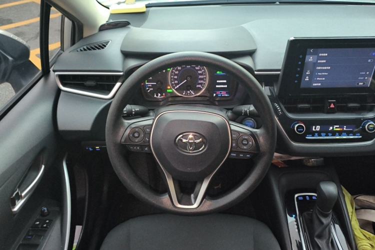 Used Toyota Corolla 2021 Dual-Engine 1.8L E-CVT Pioneer Edition Steering Wheel