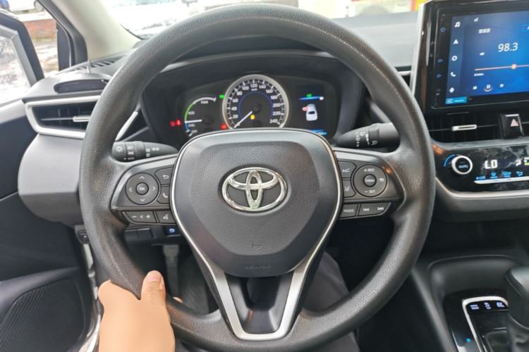 Used Toyota Corolla 2021 Dual-Motor 1.8L E-CVT Elite Edition Steering Wheel