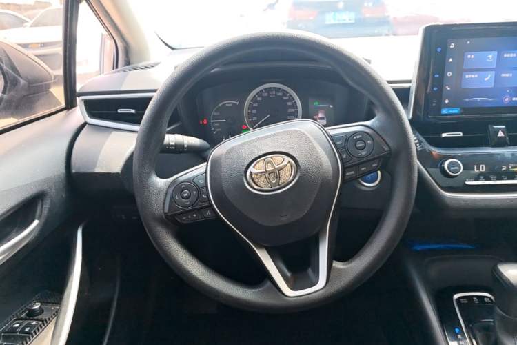 Used Toyota Corolla 2021 Dual-Motor 1.8L E-CVT Elite Edition Steering Wheel