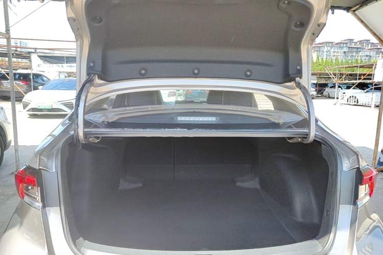 Used Toyota Corolla 2021 1.2T S-CVT Luxury Edition Trunk