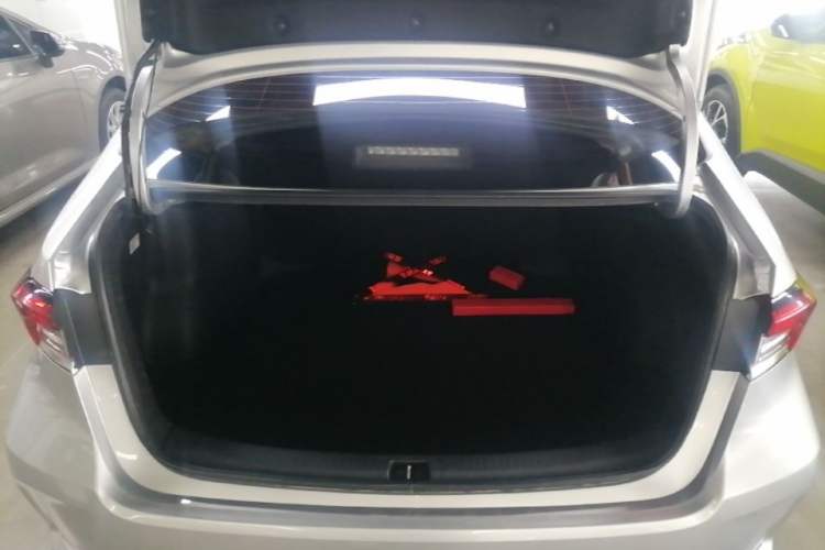 Used Toyota Corolla 2021 Dual-Motor 1.8L E-CVT Elite Edition Trunk