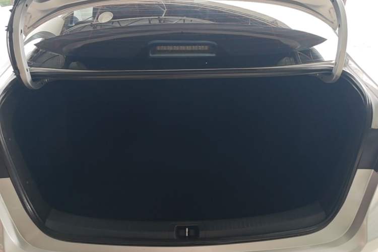 Used Toyota Corolla 2021 1.2T S-CVT Pioneer PLUS Edition Trunk