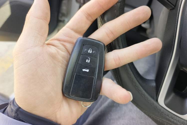 Used Toyota Corolla 2021 1.2T S-CVT Pioneer PLUS Edition Vehicle Key