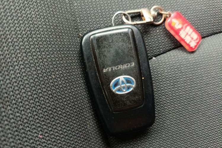Used Toyota Corolla 2021 Dual-Motor 1.8L E-CVT Elite Edition Vehicle Key