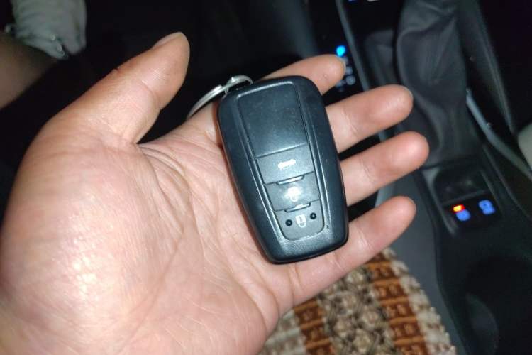 Used Toyota Corolla 2021 1.2T S-CVT Luxury Edition Vehicle Key