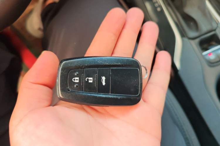 Used Toyota Corolla 2021 Dual-Motor 1.8L E-CVT Elite Edition Vehicle Key