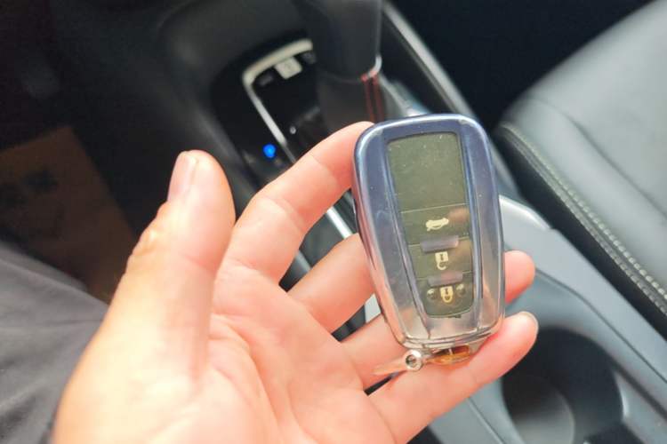 Used Toyota Corolla 2021 1.2T S-CVT Pioneer PLUS Edition Vehicle Key