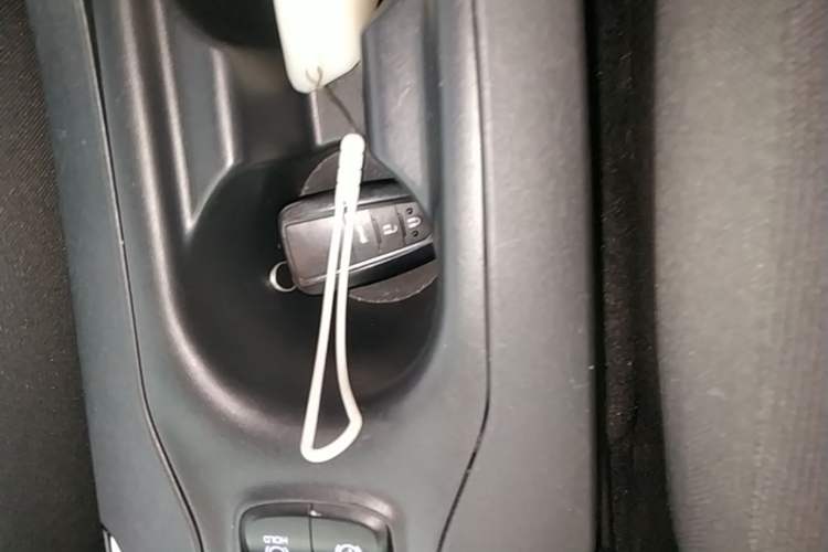 Used Toyota Corolla 2021 Dual-Motor 1.8L E-CVT Elite Edition Vehicle Key