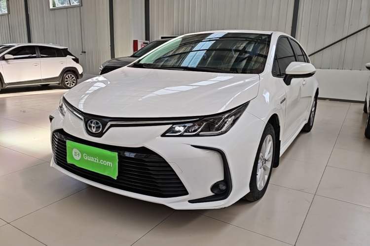 Ojetý Toyota Corolla 2021 Dual-Motor 1.8L E-CVT Elite Edition Guazi used car, China used car export, Used car for sale, Used cars, Cheapest cars for sale