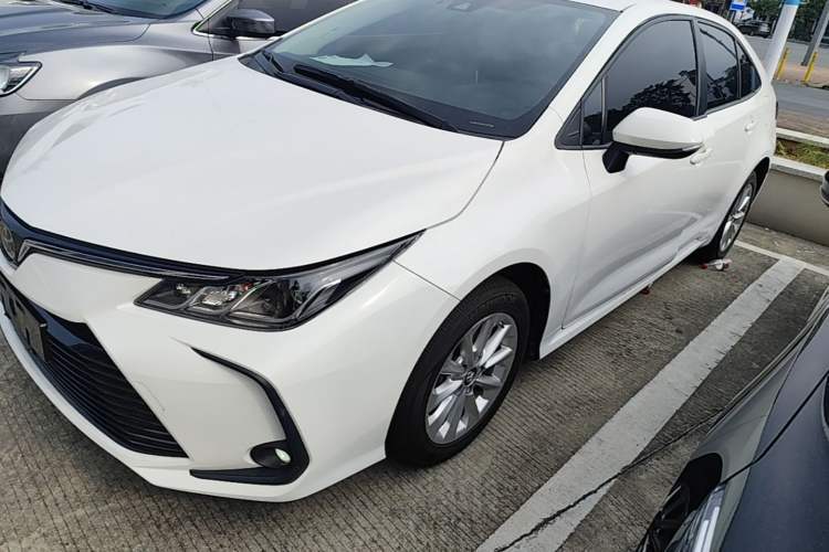 Ojetý Toyota Corolla 2021 1.2T S-CVT Luxury Edition Guazi used car, China used car export, Used car for sale, Used  cars, Cheapest cars for sale