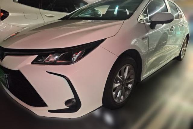 Used Toyota Corolla 2021 Dual-Motor 1.8L E-CVT Elite Edition