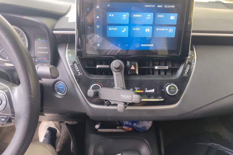 Used Toyota Corolla 2021 Dual-Motor 1.8L E-CVT Elite Edition Audio And AC Panel