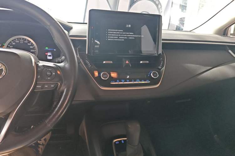 Used Toyota Corolla 2021 Dual-Motor 1.8L E-CVT Elite Edition Audio And AC Panel