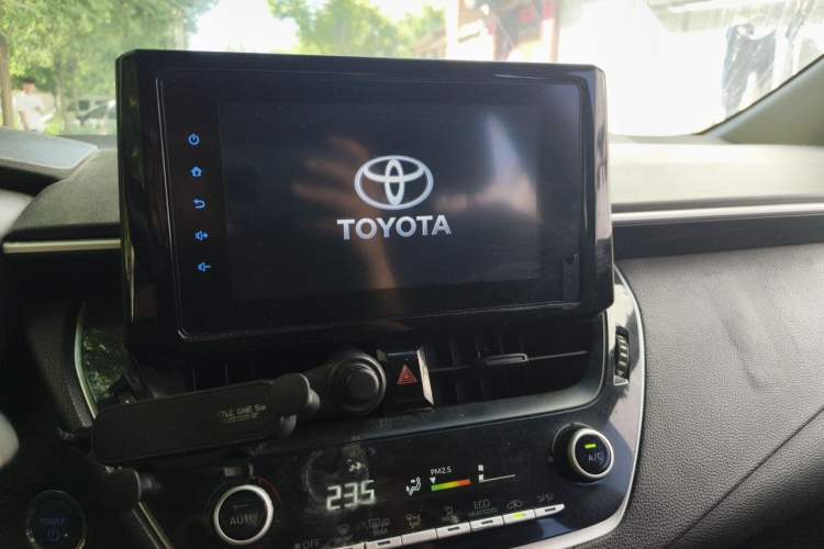 Used Toyota Corolla 2021 Dual-Engine 1.8L E-CVT Pioneer Edition Audio And AC Panel
