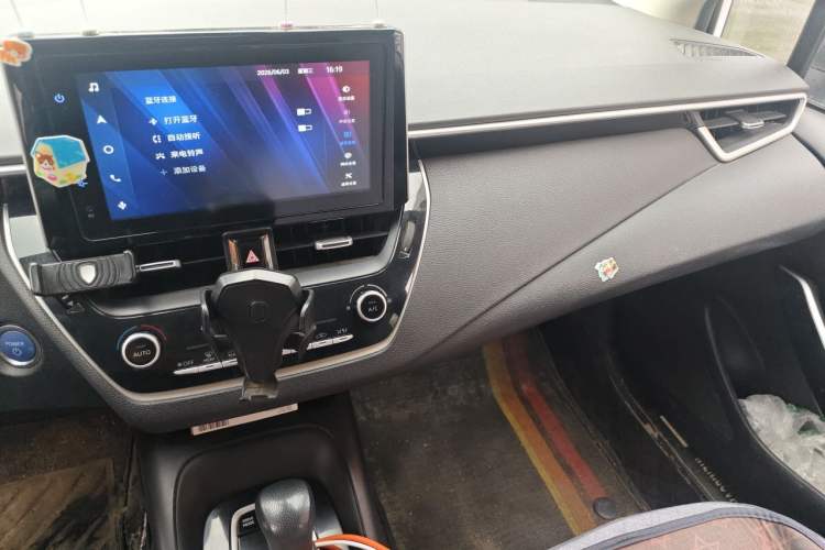 Used Toyota Corolla 2021 Dual-Motor 1.8L E-CVT Elite Edition Audio And AC Panel