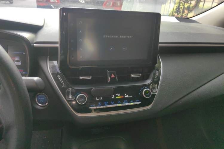 Used Toyota Corolla 2021 Dual-Motor 1.8L E-CVT Elite Edition Audio And AC Panel