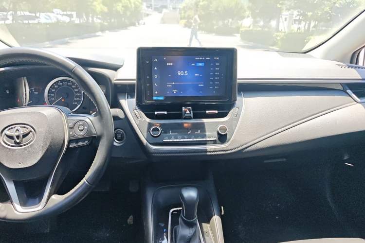 Used Toyota Corolla 2021 1.2T S-CVT Luxury Edition Audio And AC Panel