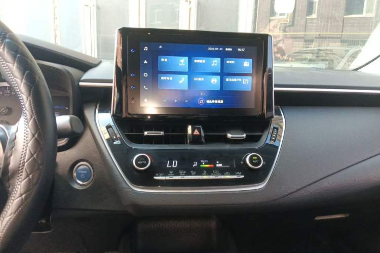 Used Toyota Corolla 2021 Dual-Motor 1.8L E-CVT Elite Edition Audio And AC Panel