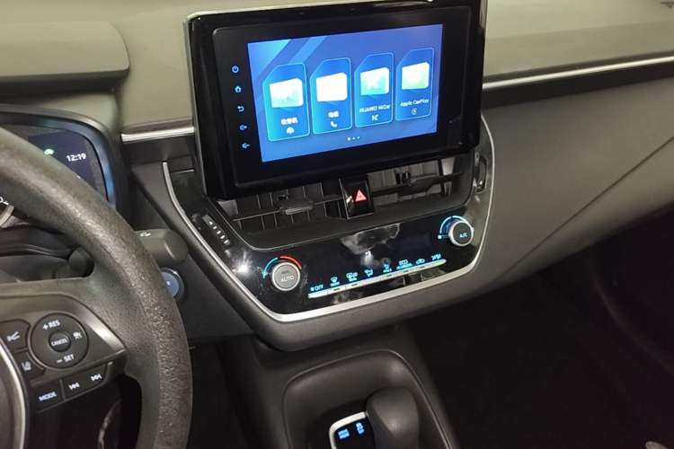 Used Toyota Corolla 2021 Dual-Engine 1.8L E-CVT Pioneer Edition Audio And AC Panel