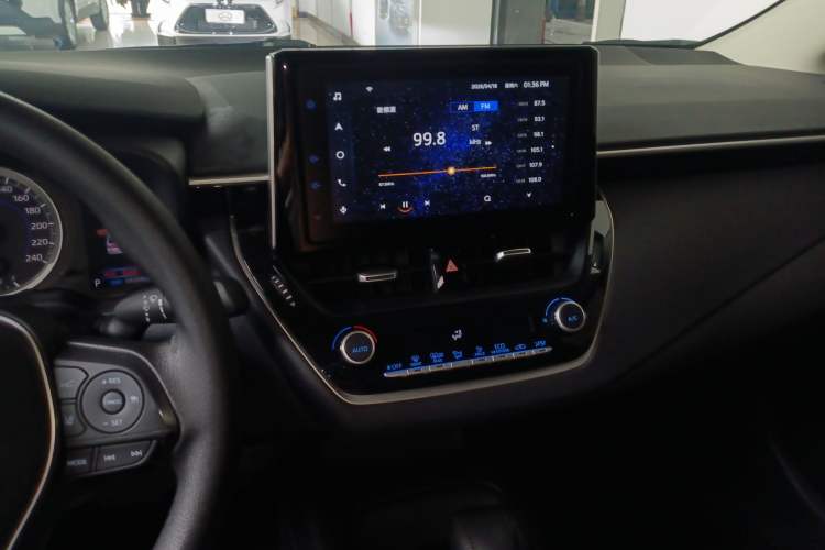 Used Toyota Corolla 2021 Dual-Motor 1.8L E-CVT Elite Edition Audio And AC Panel
